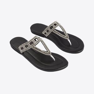 Skemo Adriana leather & genuine crystal sandals size 9